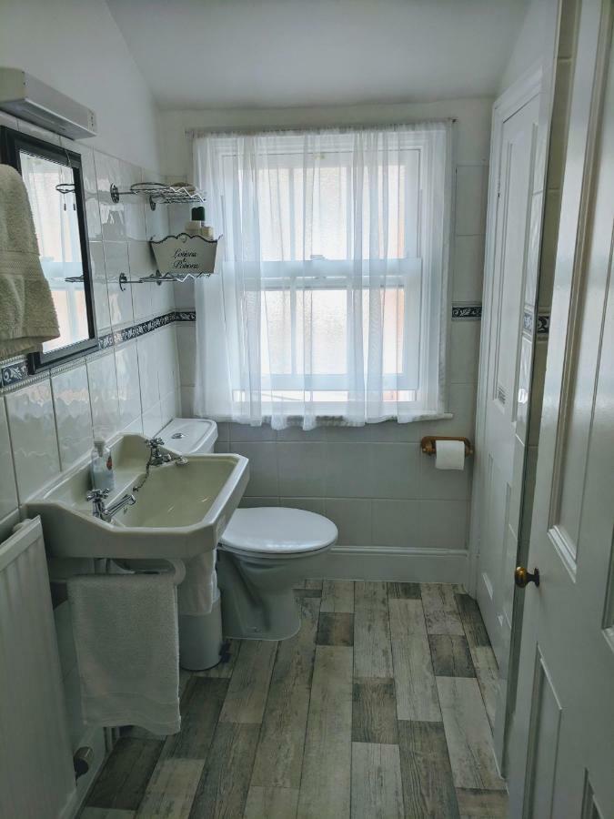 No. 23 Bed and Breakfast Wells Buitenkant foto